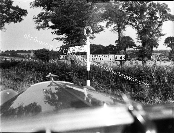 MODERN 'MOTOR' SIGN POST NEAR GILLINGHAM